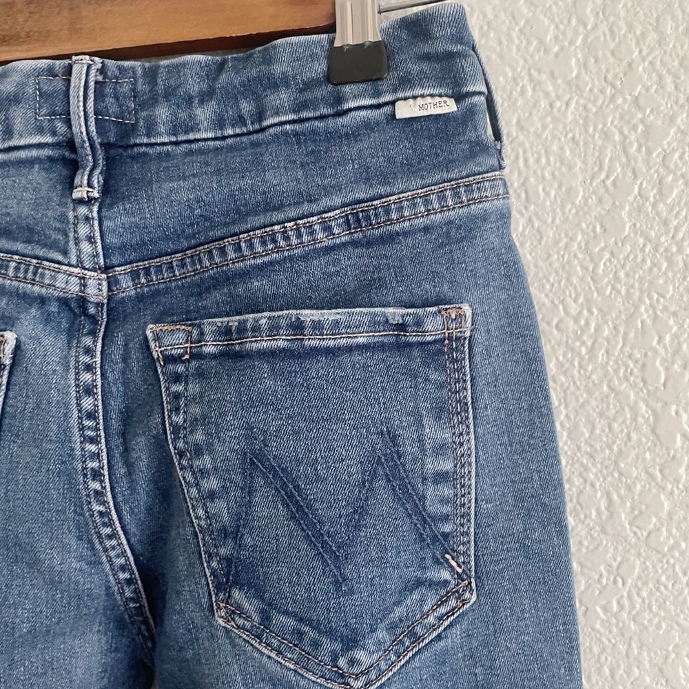 MOTHER Jeans 26 || High Waisted Looker Until Next Time Medium Wash - Picture 5 of 9